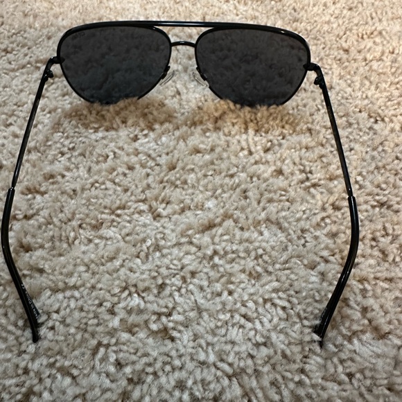 Quay Australia sunglasses - Picture 2 of 3